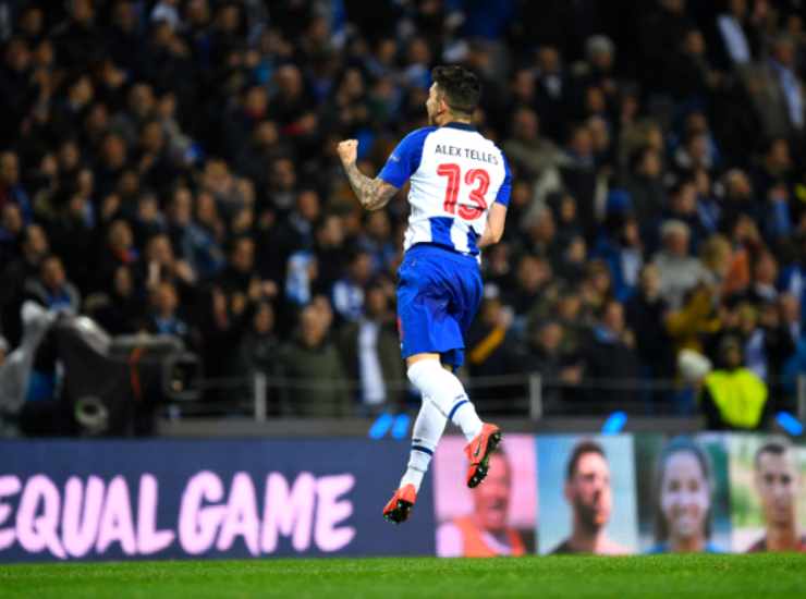 Alex Telles con la maglia del Porto - credits: Getty Images. Il Calcio Magazine