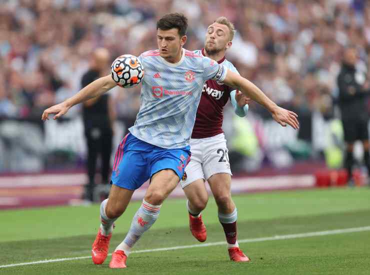 Harry Maguire, in azione col Manchester United - credits: Getty Images. Il Calcio Magazine