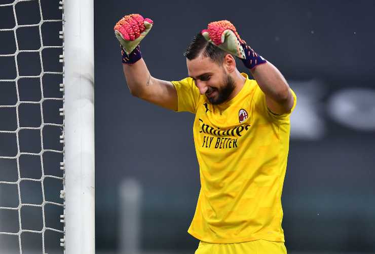 Gianluigi Donnarumma esulta con la maglia del Milan (credit: Getty Images)