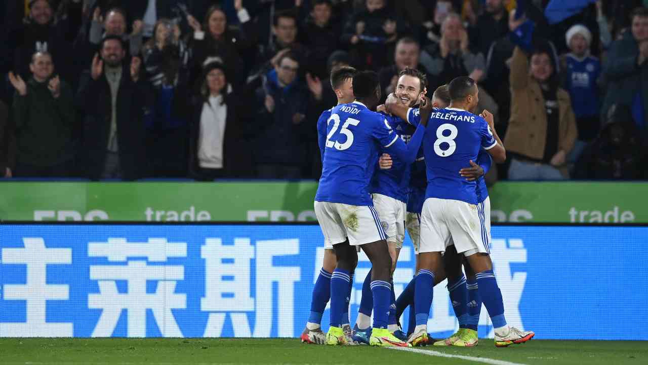 Il Leicester City festeggia un gol - credits: Getty Images. Il Calcio Magazine