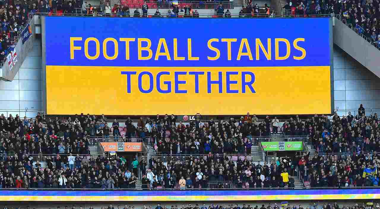 Il messaggio per la pace di Stamford Bridge [credit: ANSAFoto] - Il Calcio Magazine