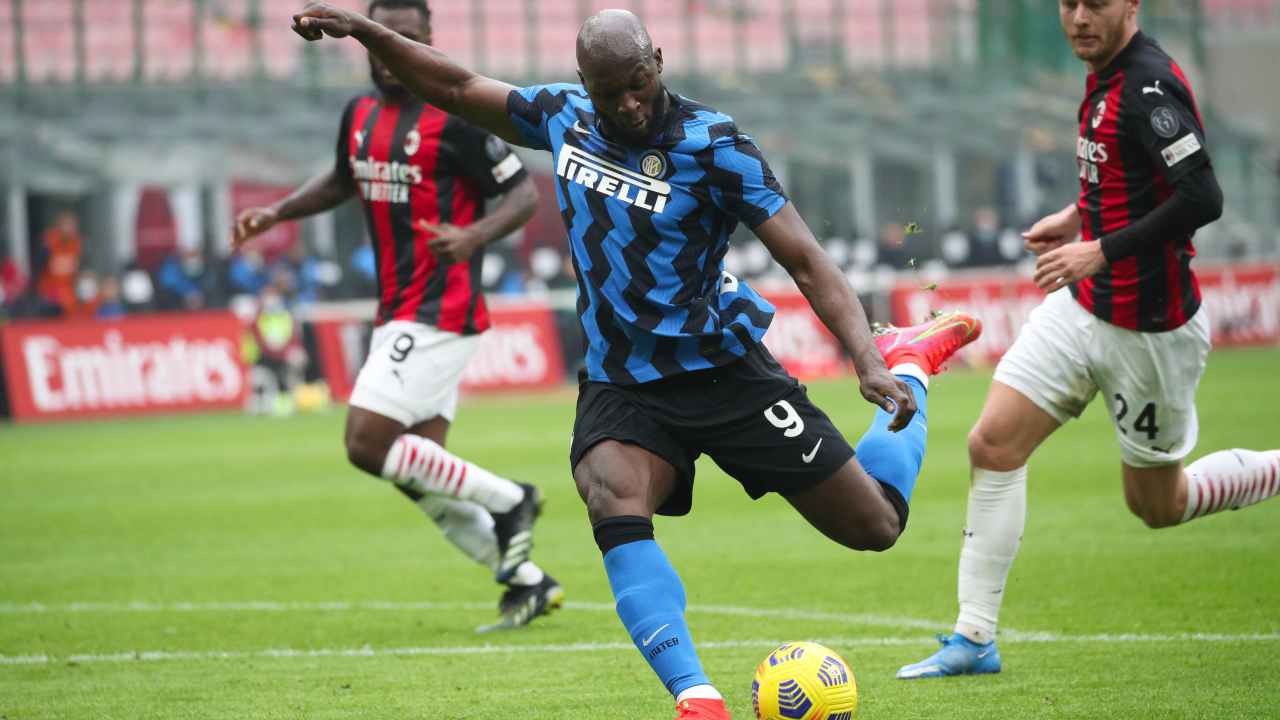 Romelu Lukaku con la maglia dell'Inter - credits: Ansa Foto. Il Calcio Magazine