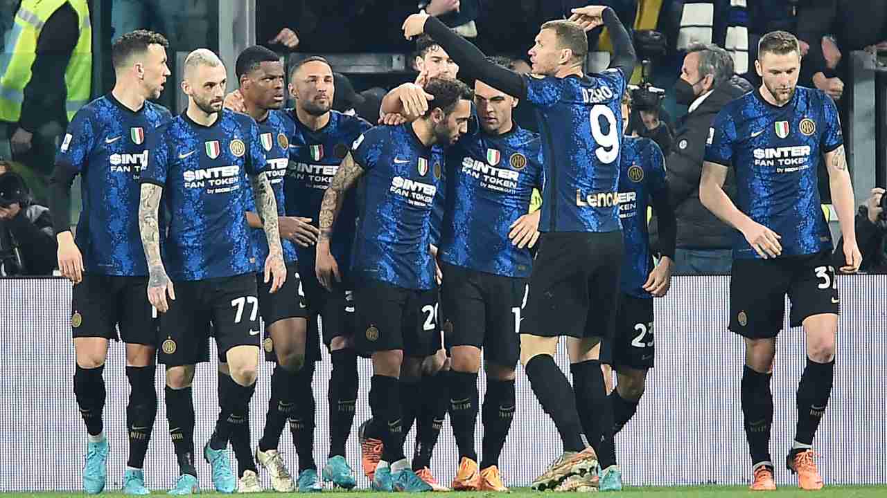 Inter dopo il gol contro la Juventus (Credit Foto Ansa)