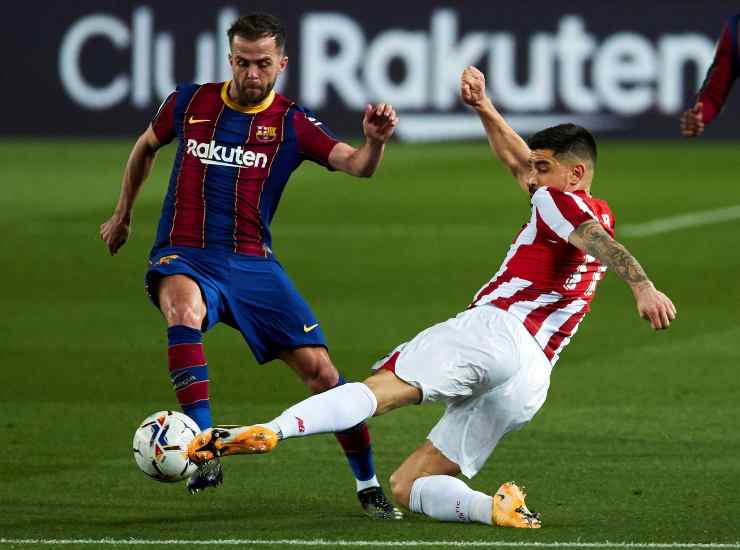 Pjanic con la maglia del Barcellona - credits: Ansa Foto. Il Calcio Magazine