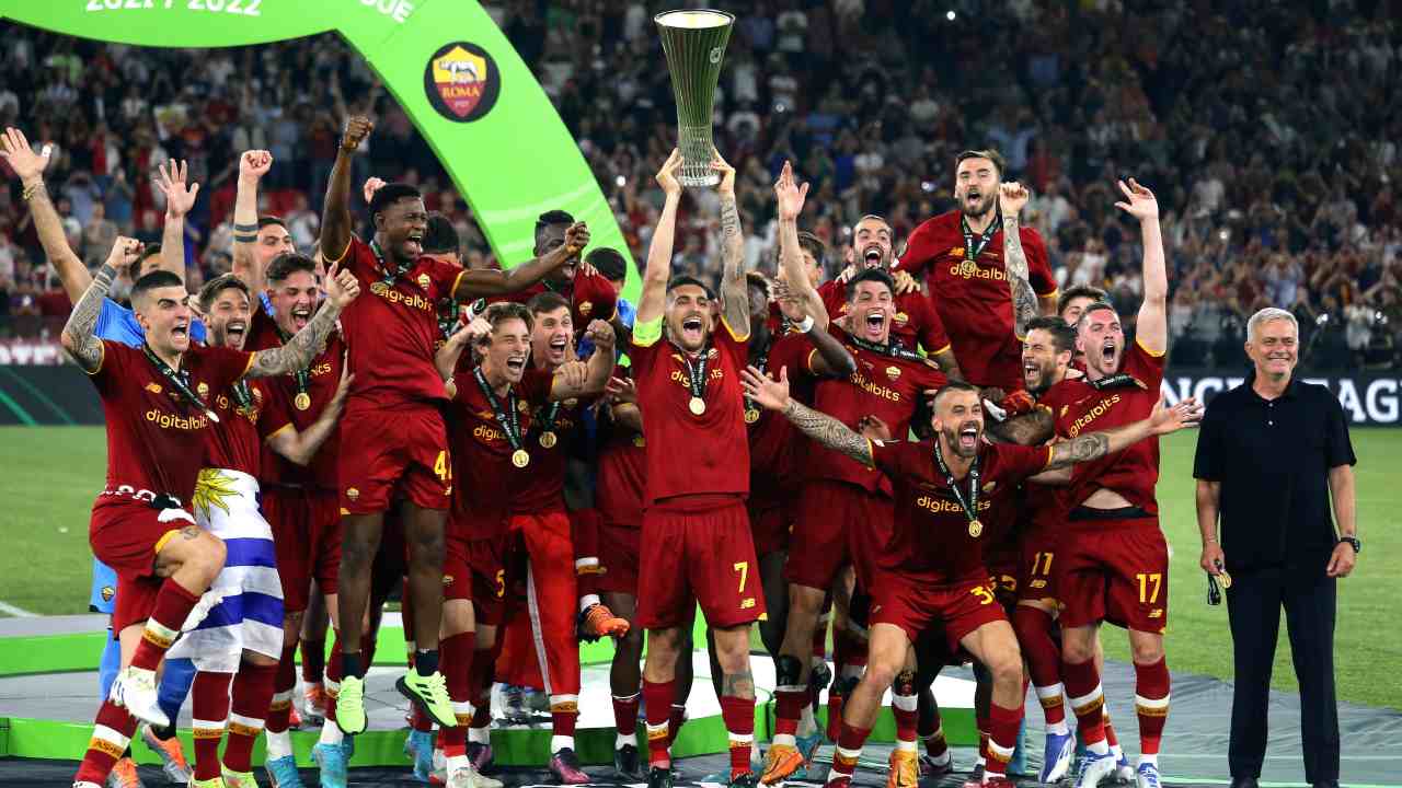 La Roma vince la prima Conference League della storia (Credit Foto Ansa)