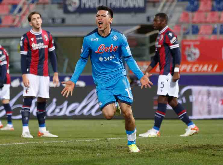 Lozano con la maglia del Napoli - credits: Ansa Foto. Il Calcio Magazine