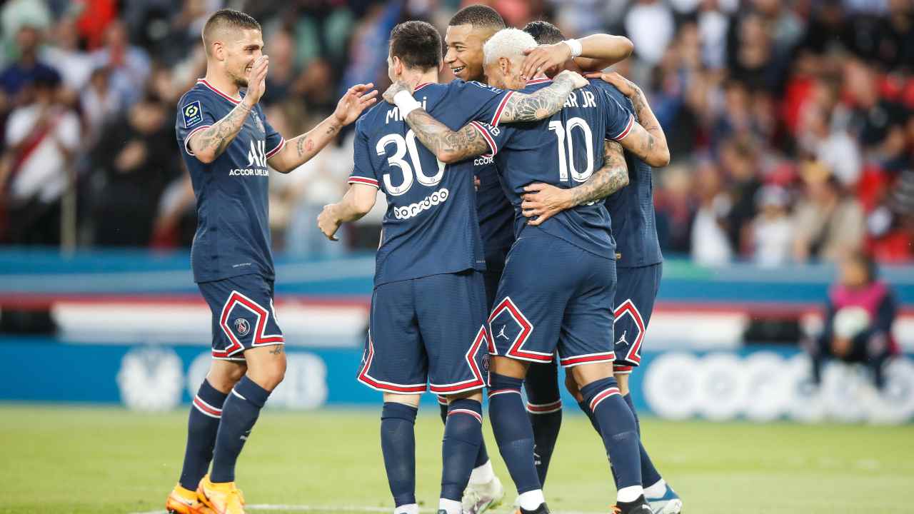 Il Psg esulta dopo il gol (Credit Foto Ansa)